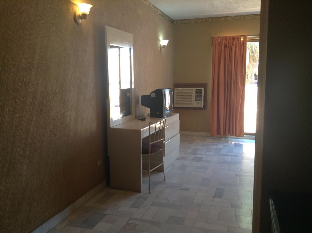 Los Jitos Hotel & Suites San Carlos Nuevo Guaymas Værelse billede